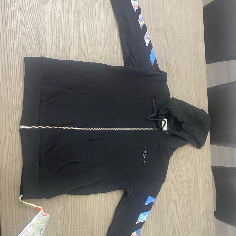Off white Zip Up